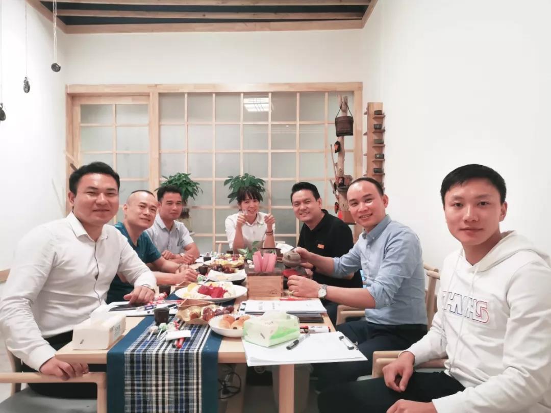 工程、材料中心管理層“裸心會”丨茶短情長，一場來自心靈的對話！